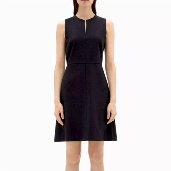 Theory Dresses & Skirts - Theory Miyani Sevona Split Front Dress size 00 in Black Stretch